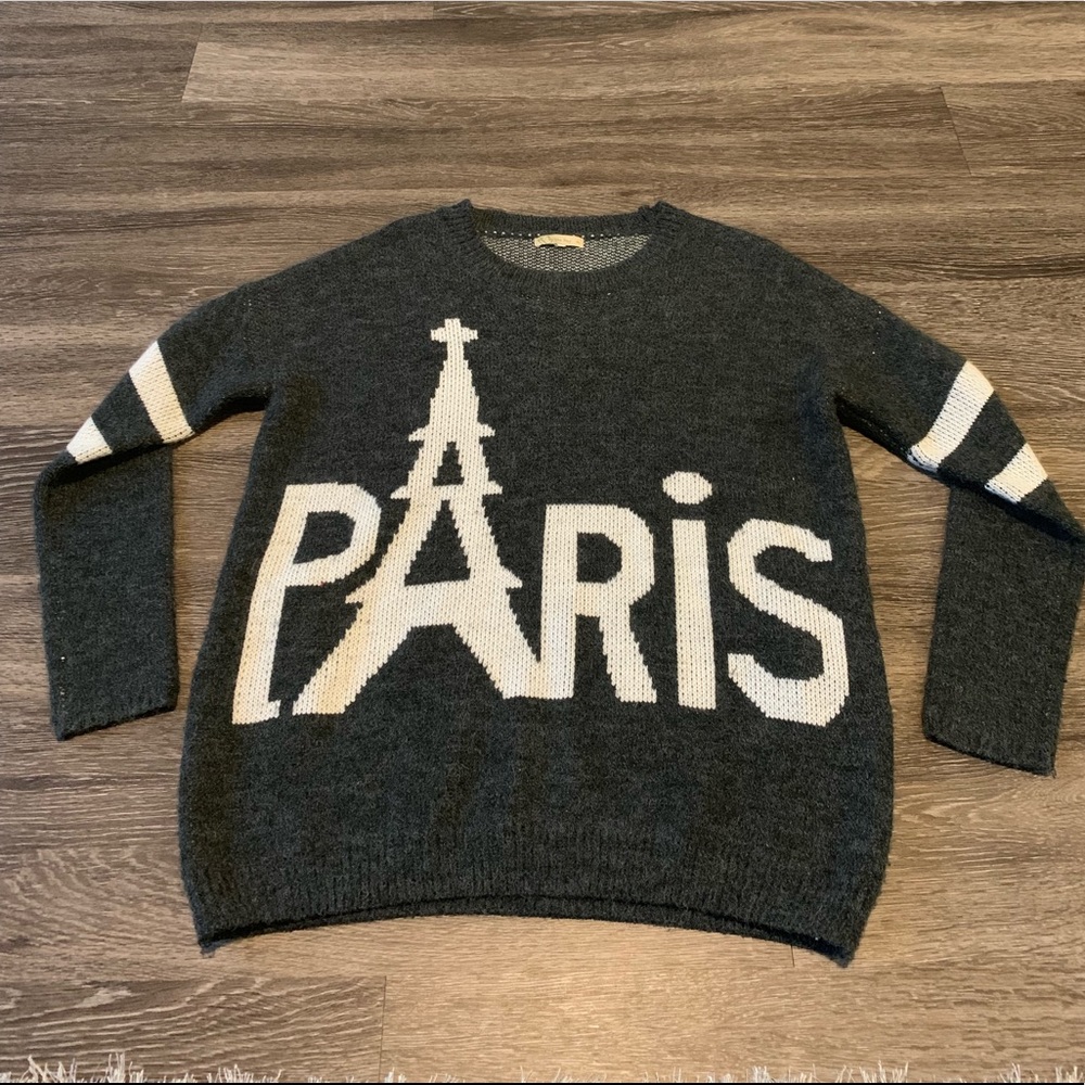 Cute sweater!!